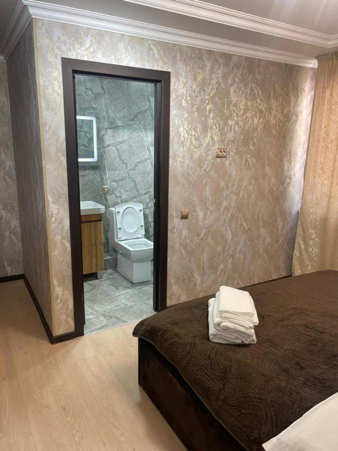 Hotel Lion Almaty Ngoại thất bức ảnh