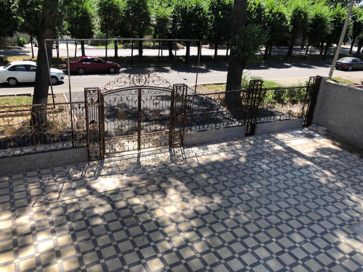 Hotel Lion Almaty Ngoại thất bức ảnh